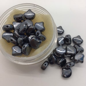 CZE CB Ginko Jet Gunmetal Czech Beads