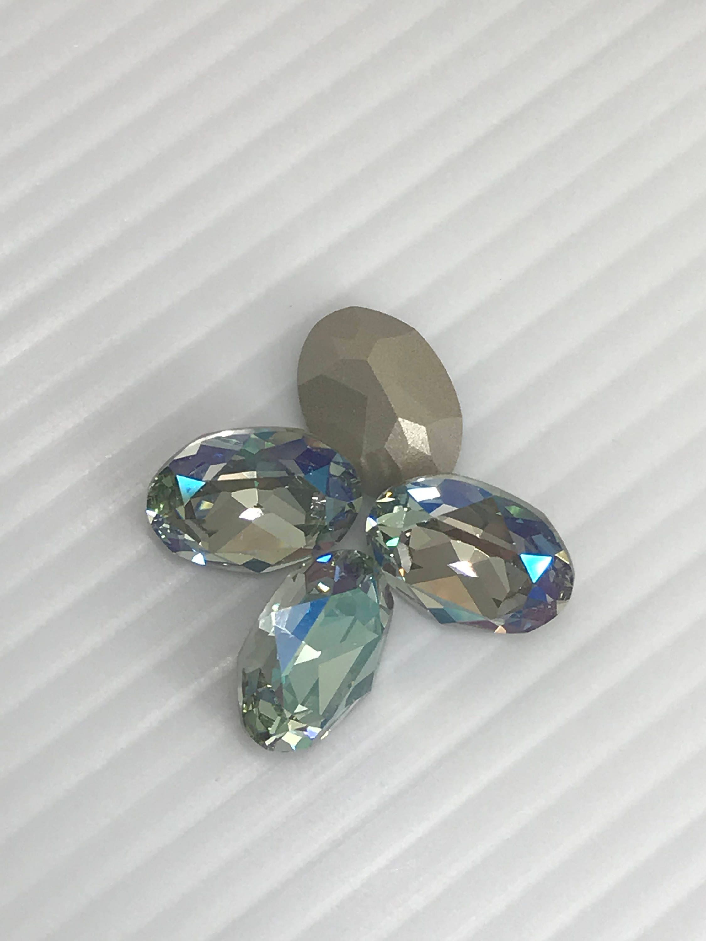 SWAROVSKI STRASS®76mm Colored Full Cut Teardrop