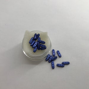 CZE CB Czechmate Beam Saturated Metallic Riverside Czech Beads