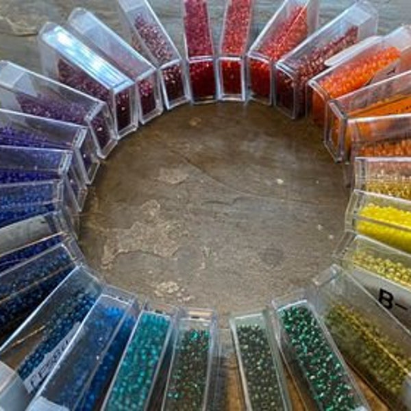 Hannah Rosner ZOOM Class - Color Theory for Beaders - Introduction to Designing w/ Color - A Beginner's Guide to Color in Bead Design- 7/20