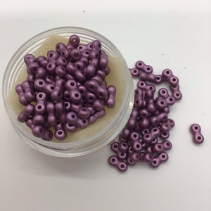 Infinity Bead Pastell Burgund Tschechische Perlen