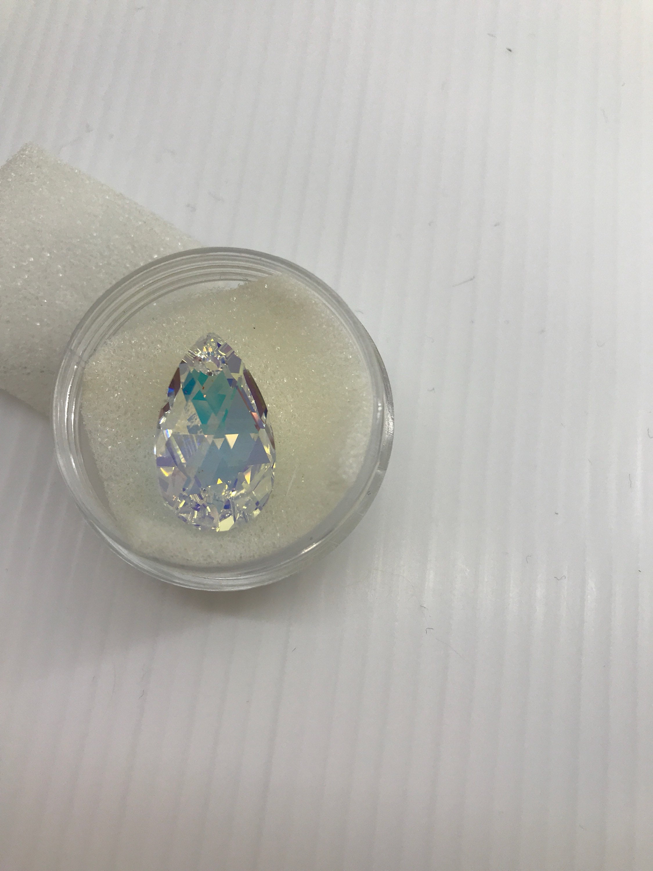 スワロフスキー 6106 22 x 13 mm クリスタル AB ドロップ - Etsy 日本