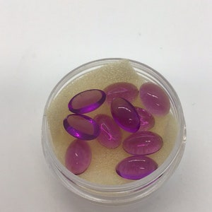 10x7mm Oval Vintage Glass Cab Purple
