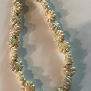 CZE 9mm Cactus Flower Yellow Ivory with Mercury Finish Czech Beads