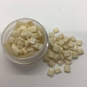 Tila Pearl Ceylon Luster