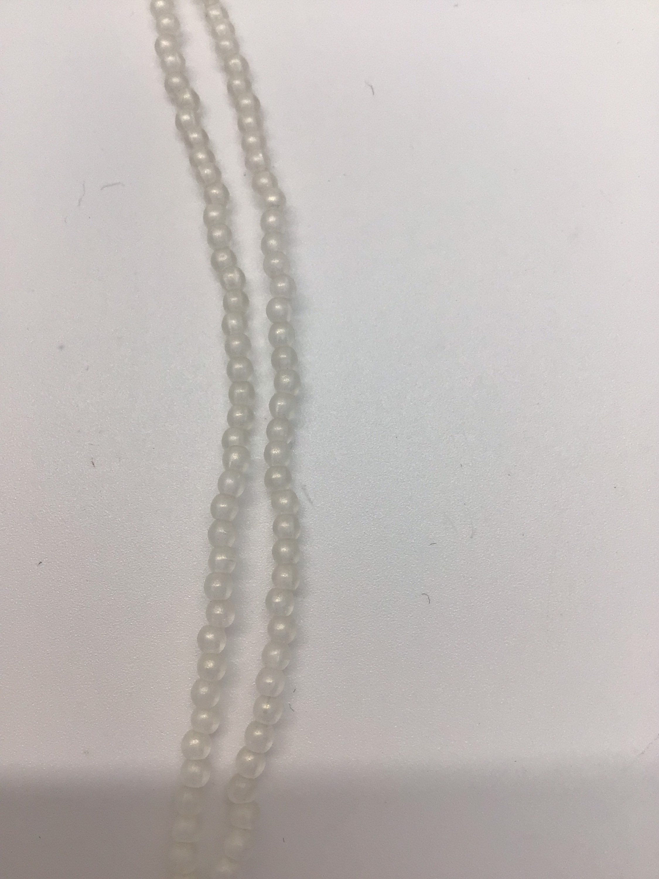 Perles tchèques Druk Suedeed Gold, 2 mm