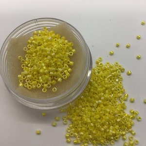 SB DB160 Miyuki Delica Opaque Yellow AB
