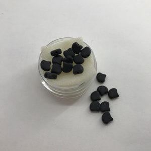 CZE CB Ginko Matte Jet Czech Beads
