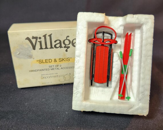 Department 56 Village Sled and Skis #52337