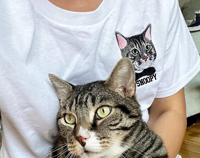 Cat Shirt Personalized Embroidery Portrait From Photo - Custom Shirt for Cat Mom - Broderie Chien T-shirt