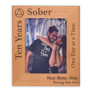 AA Sobriety Anniversary Personalized Picture Frame, Gifts for any Alcoholics Anonymous Anniversaries or Birthday