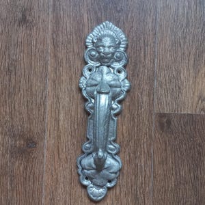 Manijas de puerta soviéticas vintage con cabeza de león - Herrajes para puertas retro de la URSS