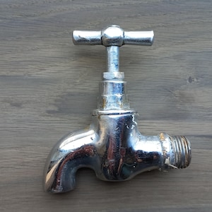 Vintage kromad vattenkran, Sovjetunionen-inredning, 1960-tals kran