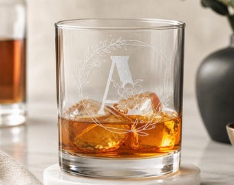 Spersonalizowany monogramowany kieliszek do whisky, prezent dla druhen, grawerowany kieliszek, spersonalizowane imię, prezent ślubny dla niej, prezent dla druhny, prezent na dzień ślubu