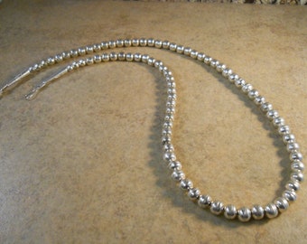 New Old Stock Sterling Silver Bench Bead Graduated Necklace 24"
