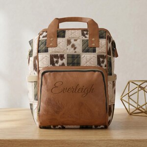 Zaino fasciatoio a quadri in pelle di vacchetta patchwork / Nome personalizzato / Zaino per la mamma / Effetto pelle / Neutro