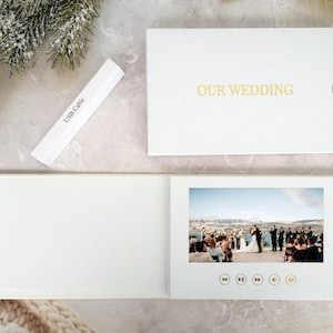 Unsere Hochzeit 7 Zoll HD ips Videobook-Bildschirm | harter Leineneinband Video Player |  7 Zoll Bildschirm Video Broschüre | 4GB Speicher