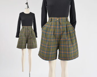 Green Plaid Shorts 90s Vintage High Waisted Pleated Front Bermuda Shorts size M