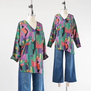 Abstract Print Top size M L, Vintage 80s 90s Modern Artsy V Neck Asymmetrical Blouse