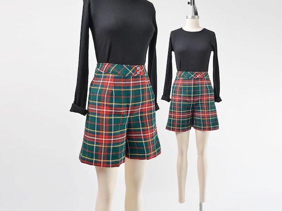 70s Tartan Plaid Shorts Size XS S Vintage Green and Red High