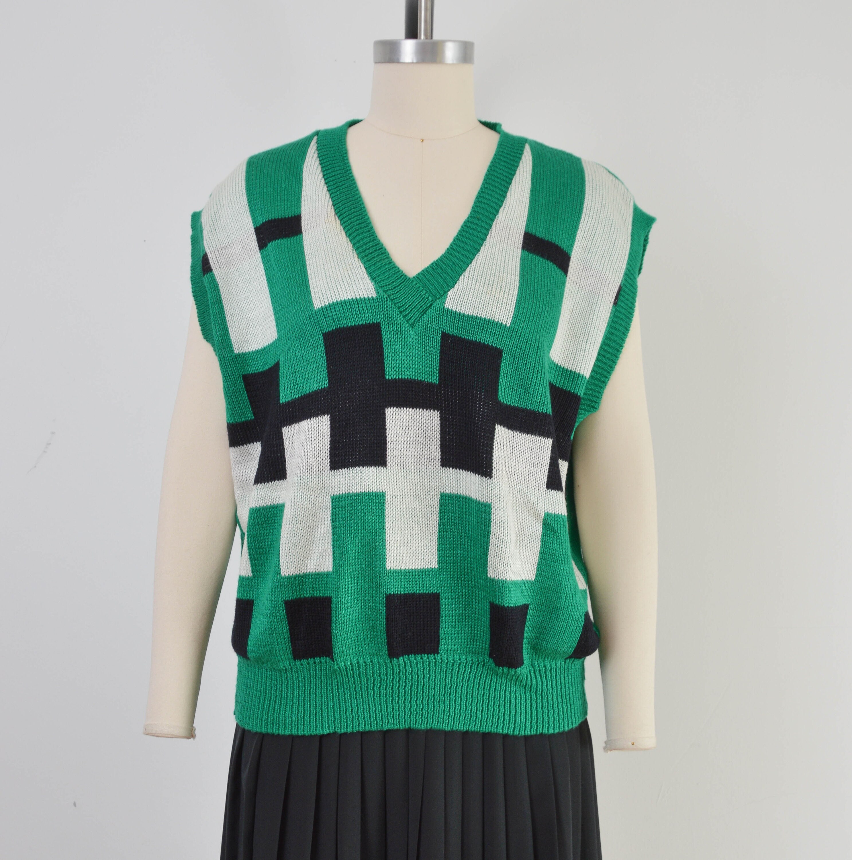 Geometric Sweater Vest Slouchy V Neck 