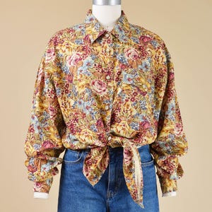 90s Tan Floral Blouse size M, Vintage Romantic Cottagecore Collared Button Down Oversized Shirt Medium
