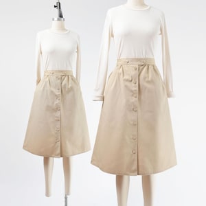 Khaki A-line Skirt size Medium | Vintage 80s Tan Button Down Front Flared Midi Skirt with Pockets
