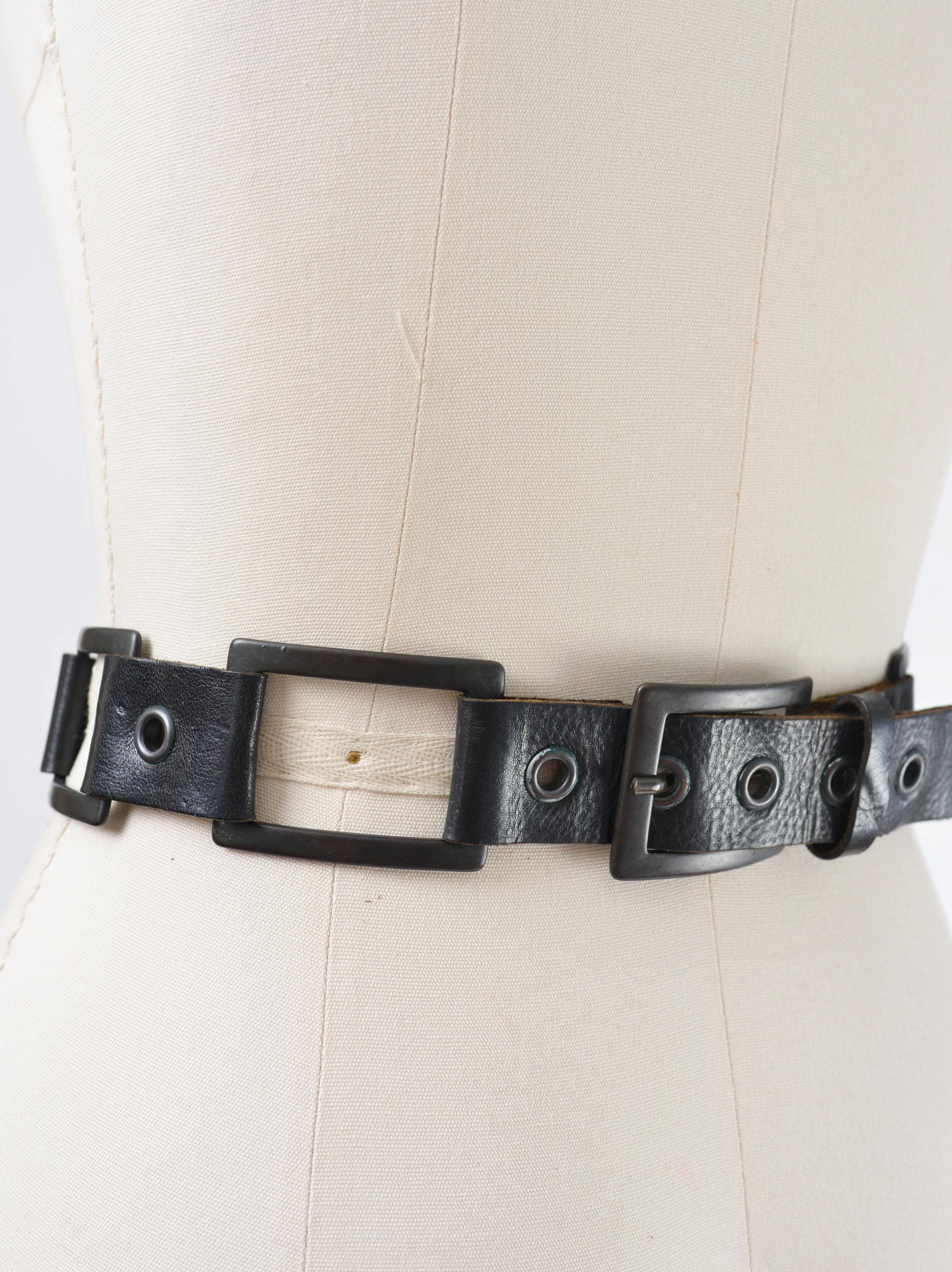 Vintage Black Leather and Metal Belt Size M L, Banana 