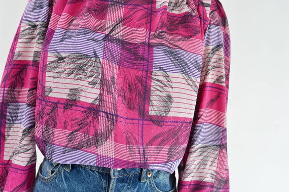 Abstract Plaid Blouse 80s Vintage Tie Neck Button… - image 6