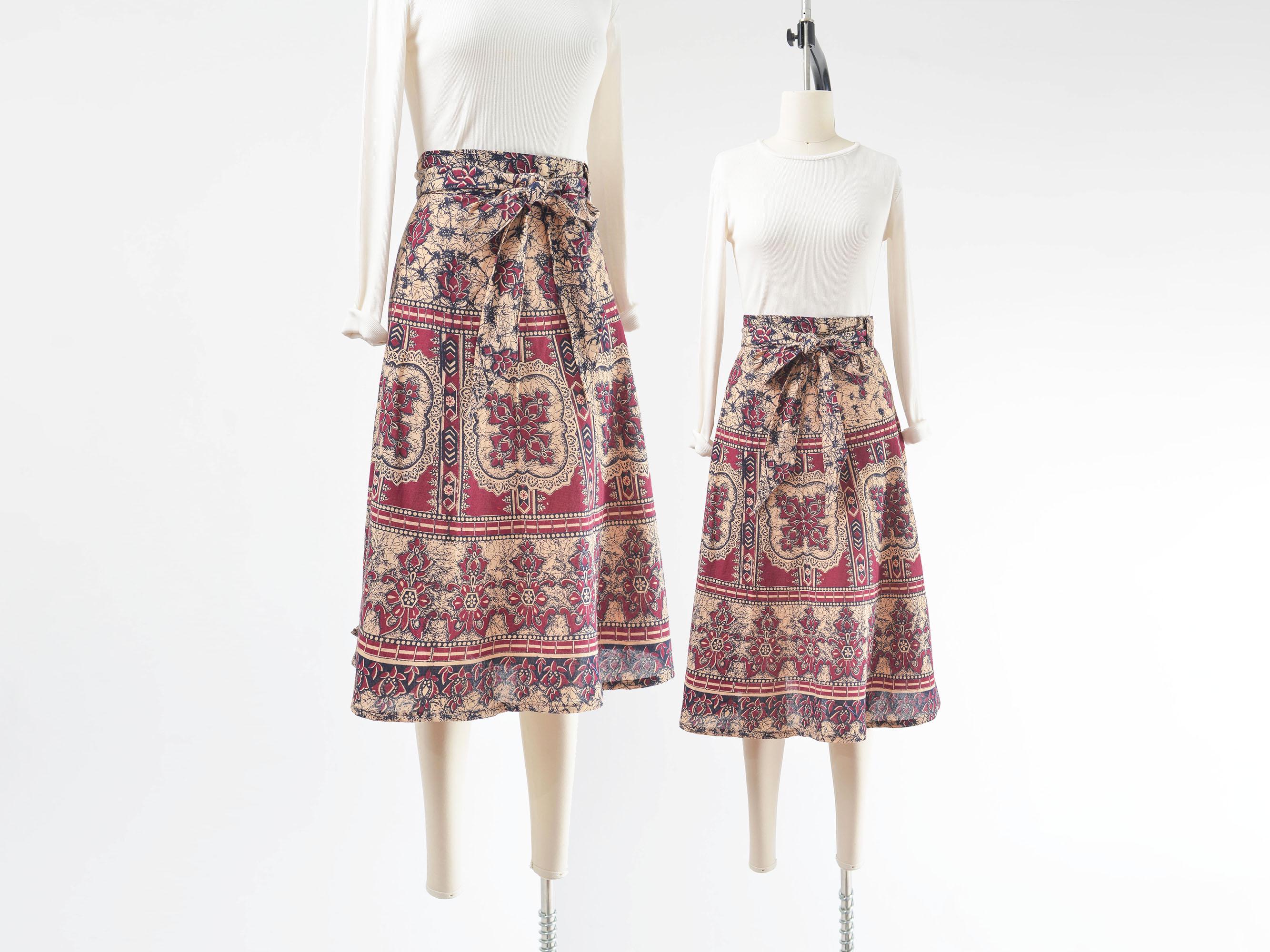 Jupe En Cuir Patchwork Two-tone Wrap-over De La Marque 24 Ans - Taille S, Mini, Parfait état