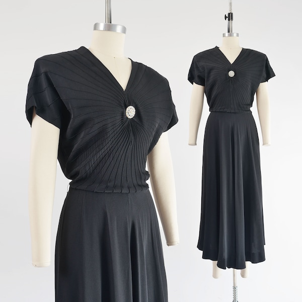 40s Black Rayon Crepe Dress | Vintage Cap Sleeve Full and Flowy Maxi Dress size Medium