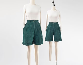 Vintage Forest Green Corduroy Shorts 90s High Waisted Pleated Bermuda Shorts Dark Academia size M 8