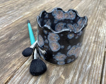 Stoneware brush rest cup-Artist Tool