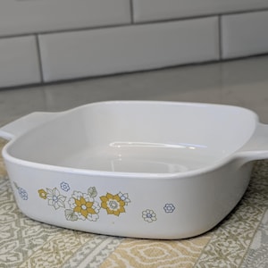 Vintage Corning Ware Casserole Dish | A-1-B | Floral Bouquet | 1 Liter | 1970s Ovenware | Made in USA | Excellent Condition