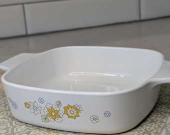 Vintage Corning Ware Casserole: Floral Bouquet, 1 Liter, 1970s Ovenware