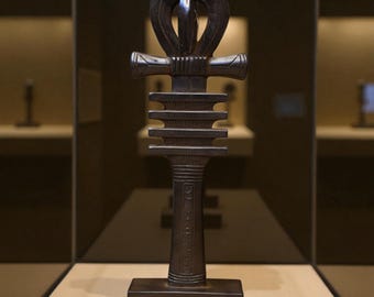 Estatua del Ankh y Djed del Antiguo Egipto: Emblemas sagrados de vida y estabilidad, antigüedades raras a. C.