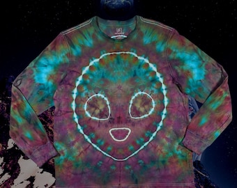 Large | Ice Dyed Alien UFO Shirt | Glows under UV/Blacklight | Long Sleeve UV Reactive | Pink Green Blue Tie Dye | Festival Rave Shirt