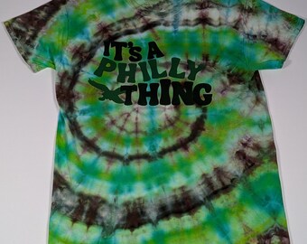 Philadelphia Eagles It’s a Philly Thing Ice Dyed T-Shirt – Hand Dyed Unisex Medium, Green/Brown Hanes ComfortSoft Cotton Tee - Spiral Design