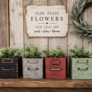 miniature  drawer planter. rustic vintage farmhouse