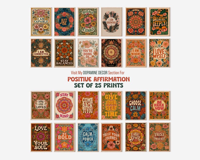 Puede incluir: Una colecci&oacute;n de 25 impresiones art&iacute;sticas enmarcadas con afirmaciones positivas. Cada impresi&oacute;n presenta dise&ntilde;os florales y frases motivadoras como "Soy capaz", "S&eacute;" y "Respira profundamente". Las impresiones son de varios colores, incluyendo naranja, azul y dorado.