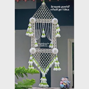 Thai Hanging Garland – “Wiman Thaen” Style with Champi Flowers, 35x110 cm – Traditional Floral Decoration for Ceremonies & Thai Spaces