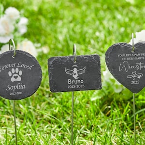 Engraved Pet Memorial Garden Stone Dog Loss Personalized Gift Pet Memorial Stone Garden Sign with Hanging Stake - Honor Your Beloved Pet