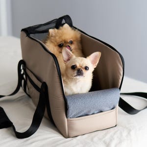 Pet Travel Tote - Fashionable & Cozy Carrier for Small Dogs and Cats