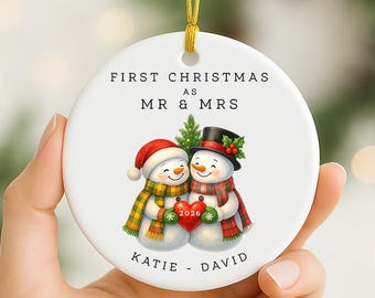 Personalised 1st Christmas as Mr and Mrs Bauble, First Christmas as Mr and Mrs Bauble, 1st Christmas Married Keepsake, Newlywed Bauble