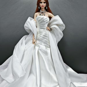 fitted lace wedding dress Barbie Fashion Design Maker main image 0