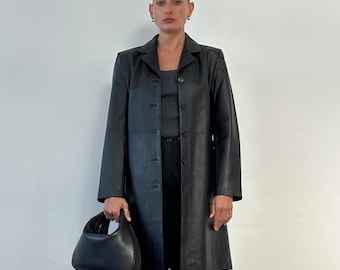 Manteau en cuir noir minimaliste sur mesure pour femme | Cadeau pour elle
