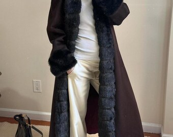 Manteau en laine marron pour femme avec bordure en fourrure véritable noire, Long manteau en fourrure de laine, Manteau d'hiver de luxe, Pardessus élégant pour femme
