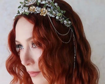 Pearl gold bridal crown, woodsy leaf tiara, whimsical bridal crown, rhinestone fairy headpiece, metallic hair jewelry, woodland wedding halo