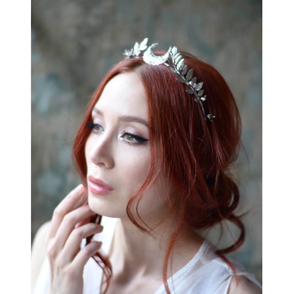 Tiara lunar, diadema de perlas, corona de bodas de plata, tocado de diosa, corona de cristal de cuarzo, corona medieval, corona de hojas, nupcial - Velaris