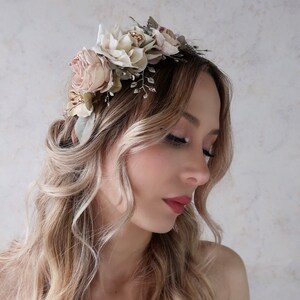 side view of flower crown